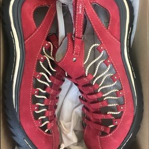 Ultimate Walking SHOES